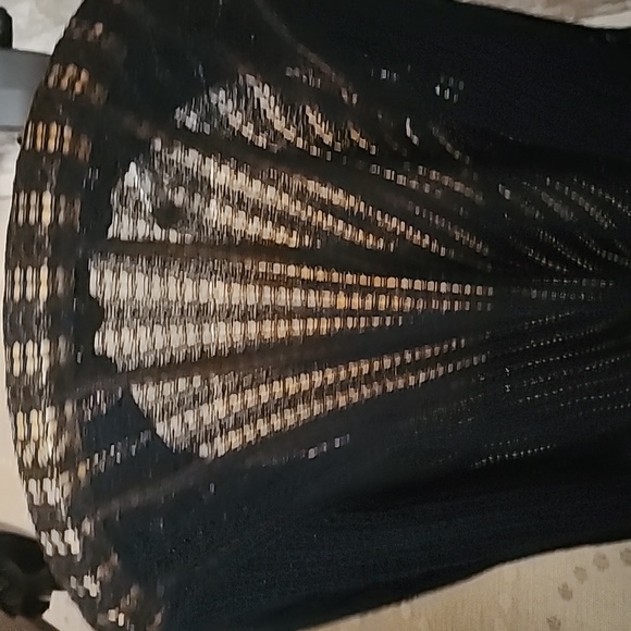 Sweater - Picture 3 of 3